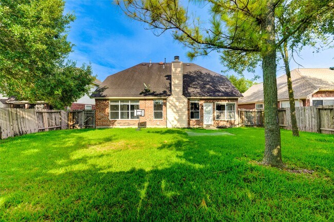 Building Photo - 16814 Benwick Dr