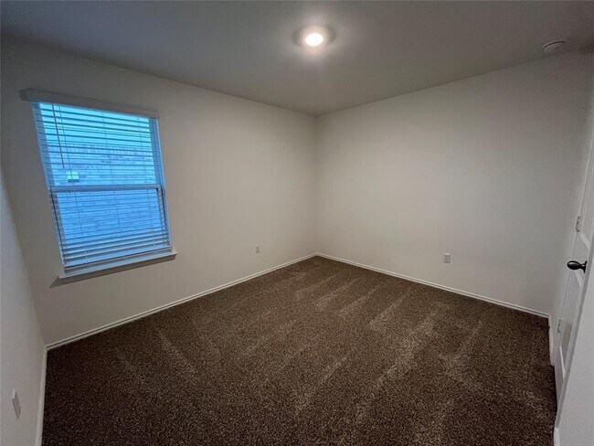 Building Photo - 15016 Welsh Cob Rd