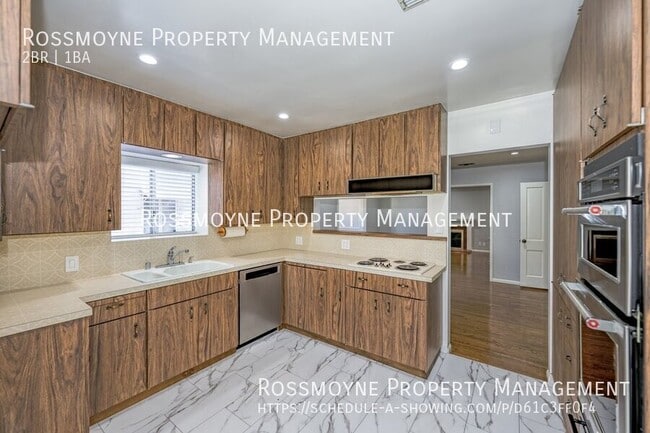 Building Photo - 827 Norton Ave