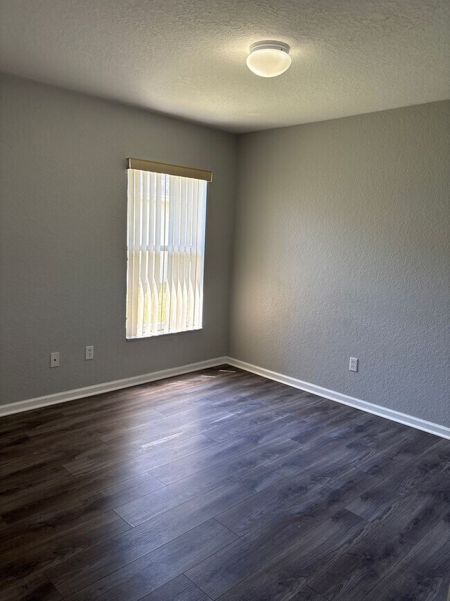 Building Photo - Spacious 4 Bedroom Home in Kissimmee, FL!