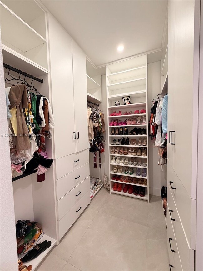 Building Photo - 86 NW 4th St