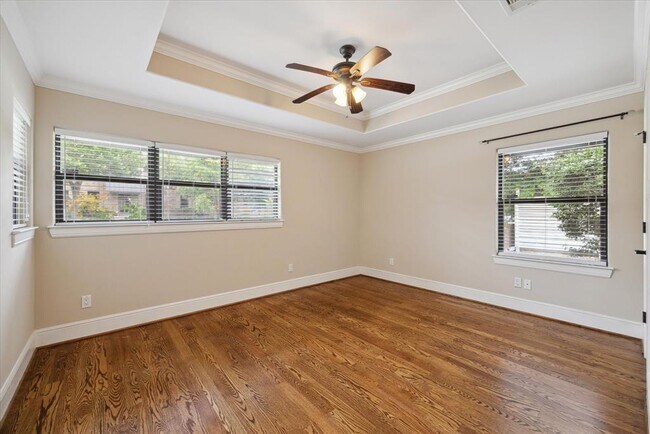 Building Photo - 3207 Aberdeen Way