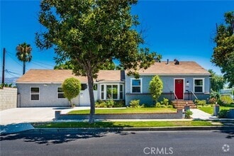 Building Photo - 1700 Lima St