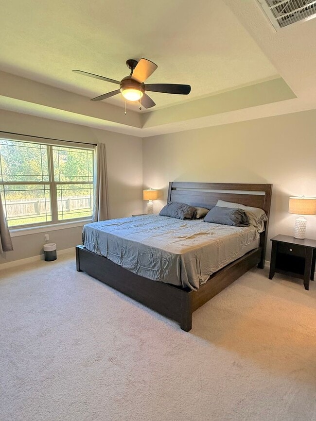 Building Photo - Fully Furnished 3 Bed / 2 Bath Home in Nixa