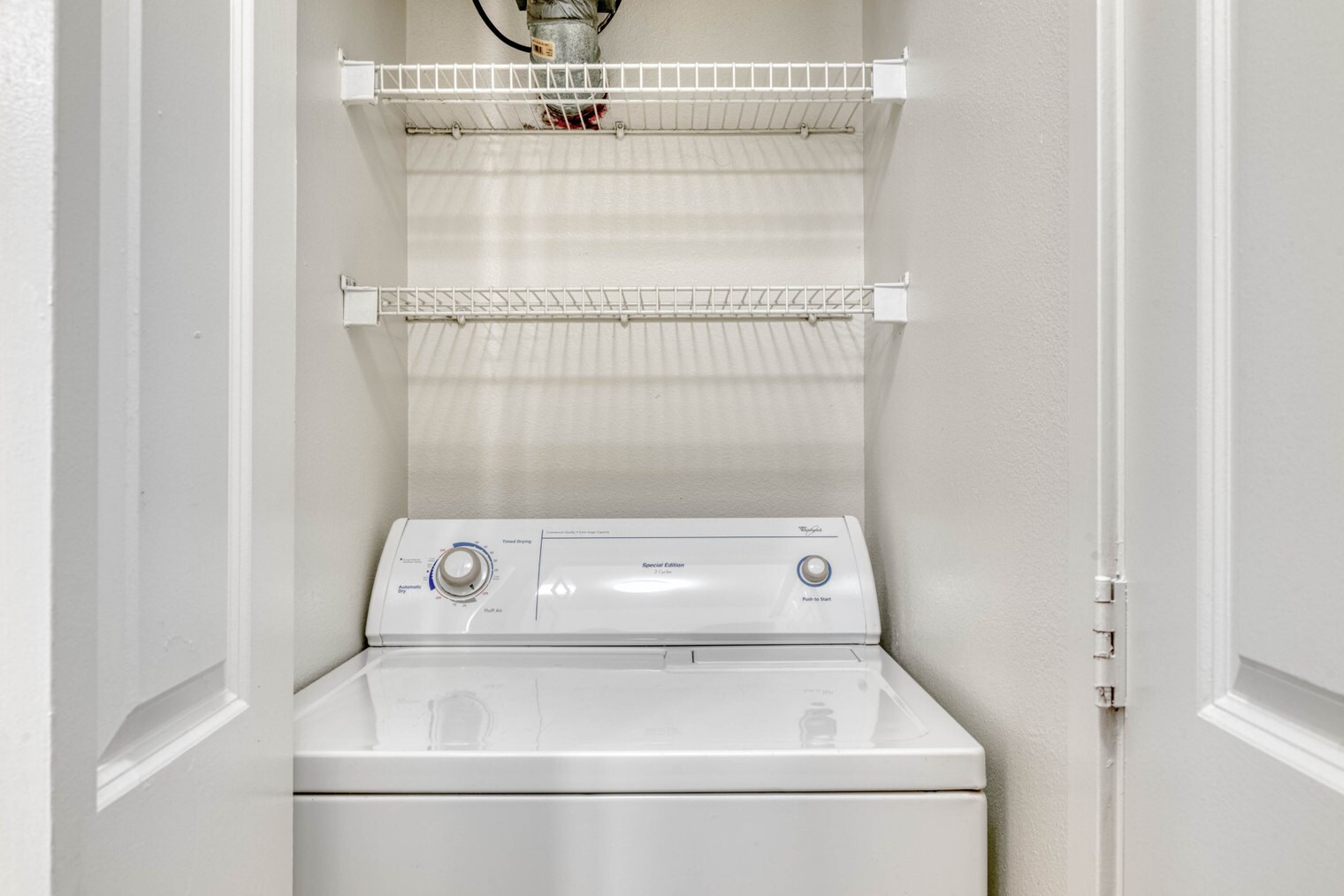 Building Photo - 11000 NE 10th St