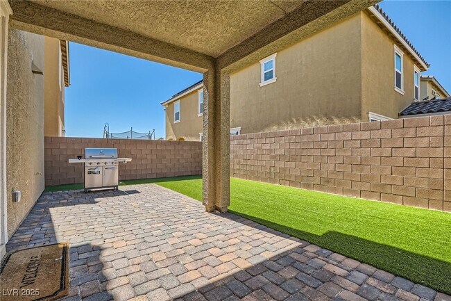 Building Photo - 3208 Segesta Ave
