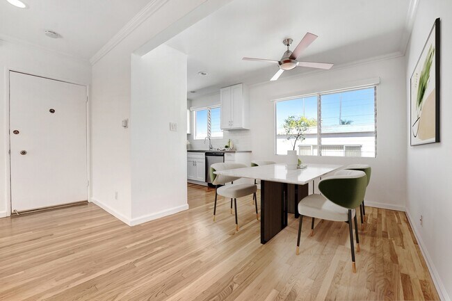 Building Photo - The Biarritz Apartments