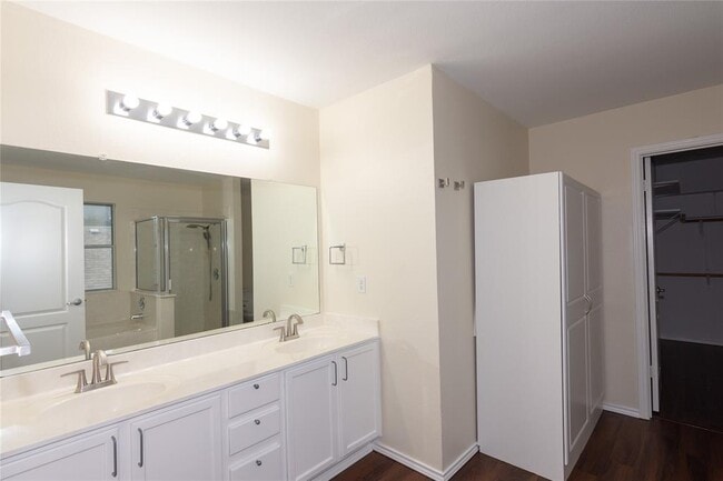 Building Photo - 1711 Lloydminister Way