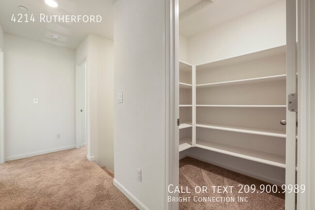 Building Photo - 4214 Rutherford Ave