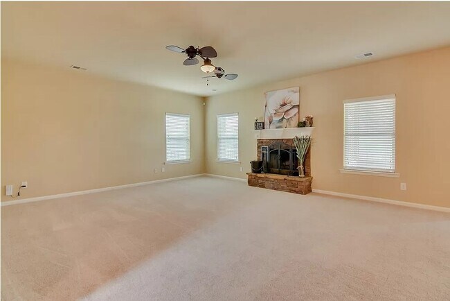 Building Photo - 151 Seaton Ave