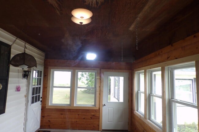 Building Photo - 7623 S 750 E