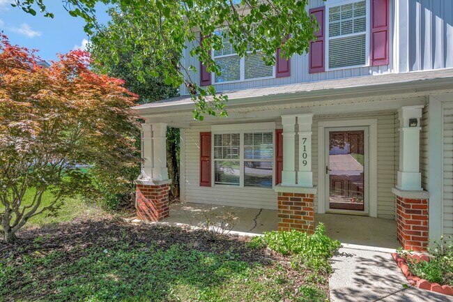 Building Photo - 7109 Commonwealth Cir