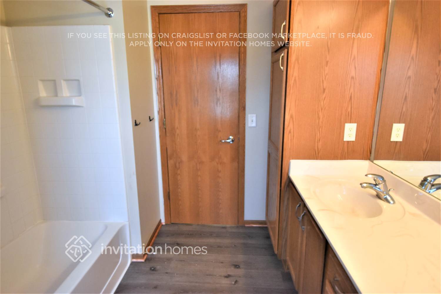 Building Photo - 7416 Aspen Cove S