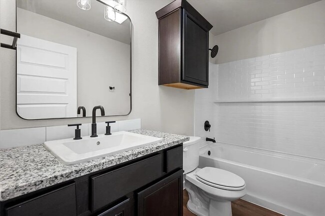 Building Photo - 2916 Corpus Ave