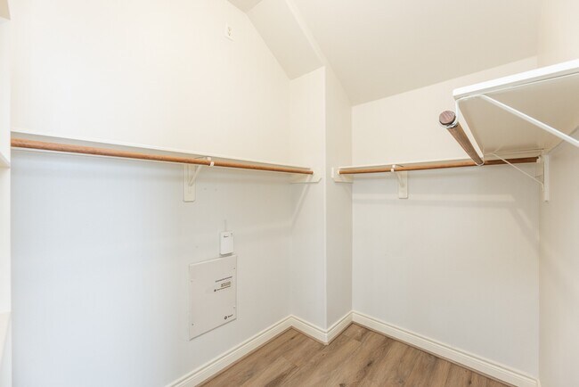 Building Photo - 2616 Starboard Point Dr