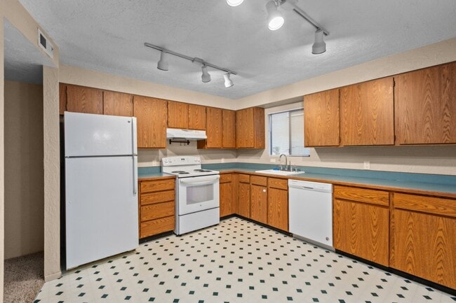 Building Photo - 3Bd/2Ba Seattle House