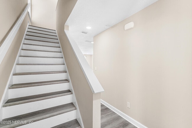 Building Photo - 452 Dutton Island Rd W