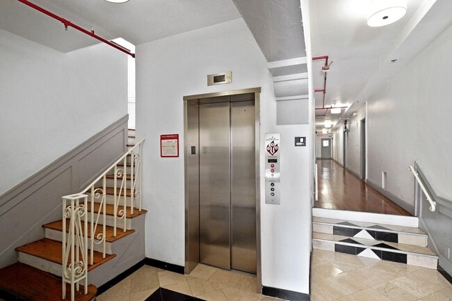 Building Photo - 3710 Collins Ave