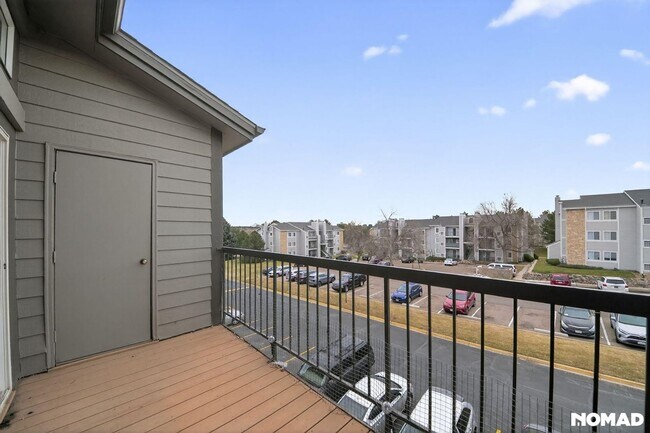 Building Photo - 2575 S Syracuse Way