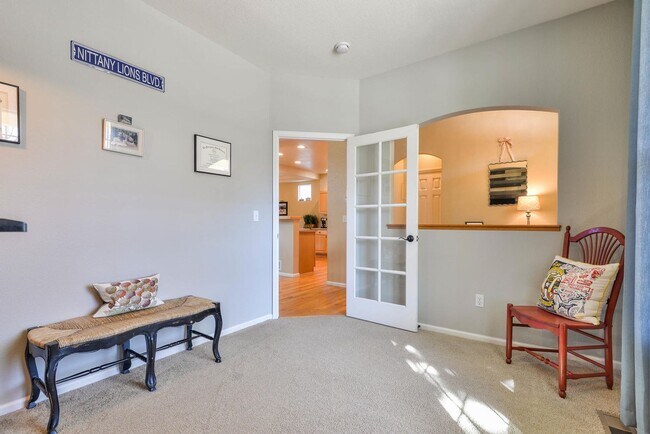 Building Photo - 2 Bedroom 2 Bath home in Observatory Village