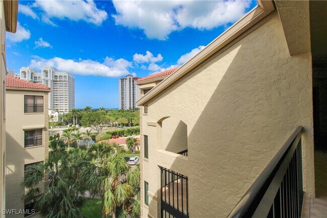 Building Photo - 7024 Pelican Bay Blvd