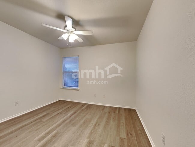 Building Photo - 14129 Cedar Post Dr