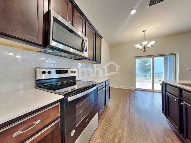 Building Photo - 3233 Bridge Haven Dr