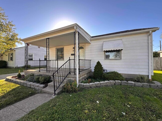 Building Photo - 104 N Norman Ave
