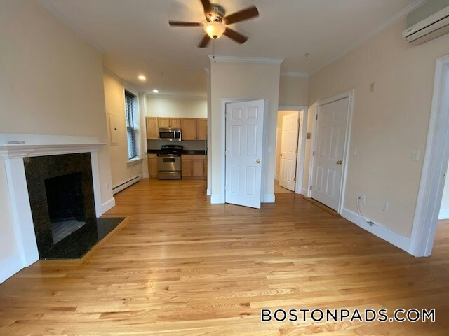 Building Photo - 435 Beacon St