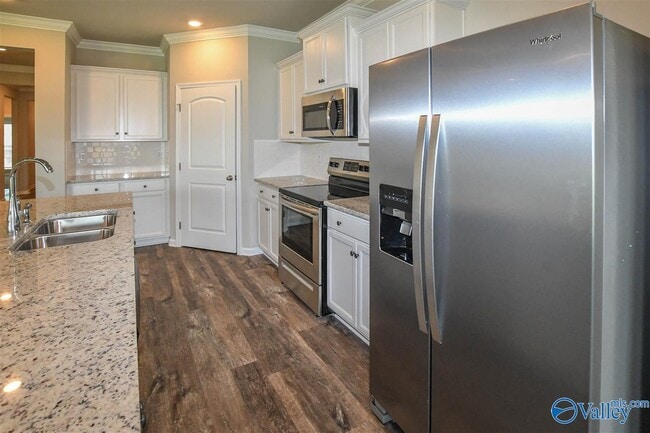 Building Photo - 109 Delilah Ln