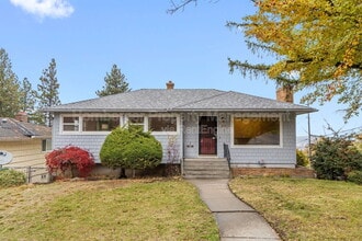 Building Photo - 3523 E 18th Ave