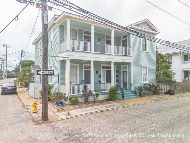 Building Photo - 129 Fayard St