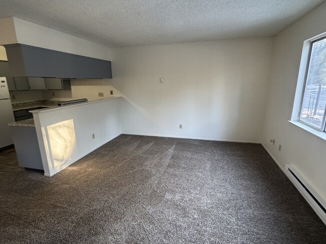 Building Photo - 1109 Sierra Blvd