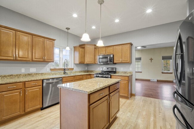 Building Photo - N54W16164 Westwind Dr