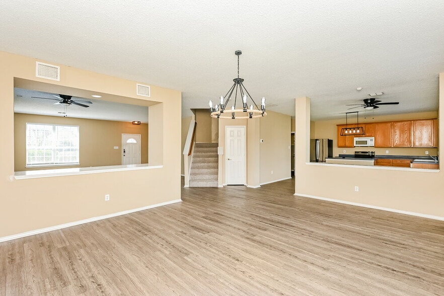 Building Photo - 10172 Chapel Springs Trail