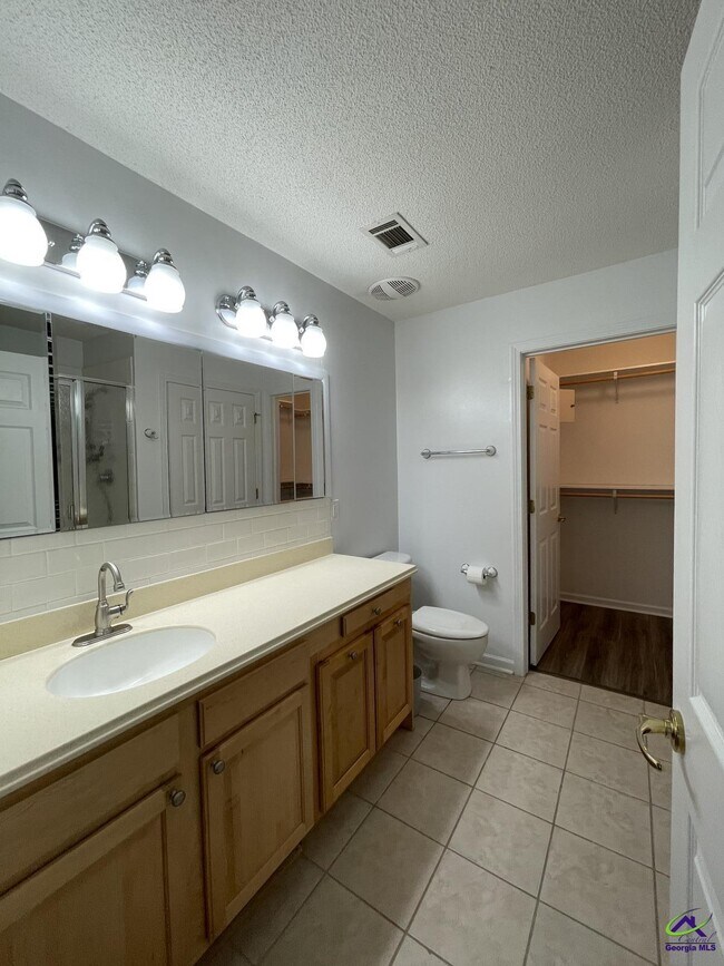 Building Photo - 200 S Houston Springs Blvd