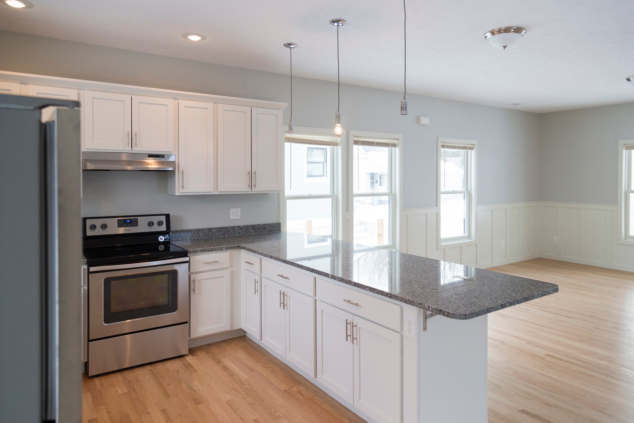 Kitchen/Living Area - 341 Robey Pl SE