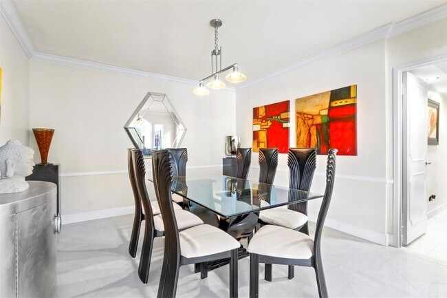 Building Photo - 111 N Pompano Beach Blvd