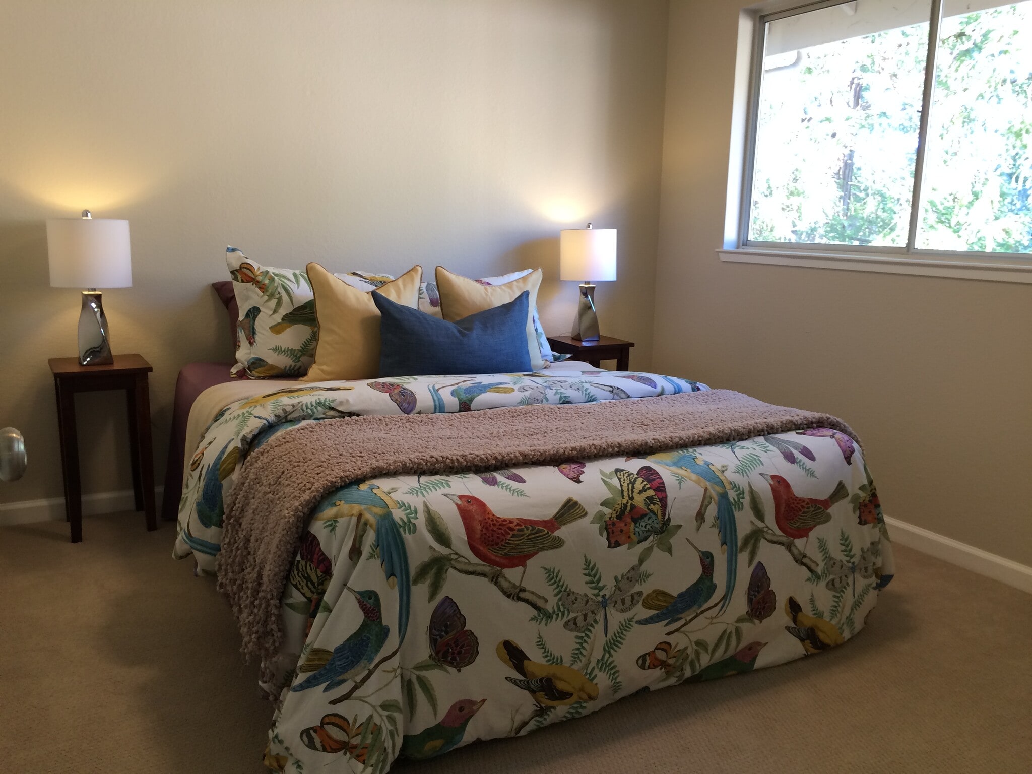 Second bedroom overlooking oak grove. - 203 Bean Creek Road