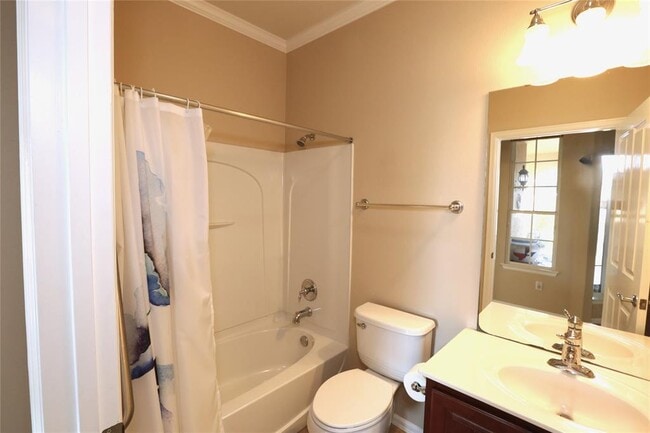 Building Photo - 127 Palmetto Dr