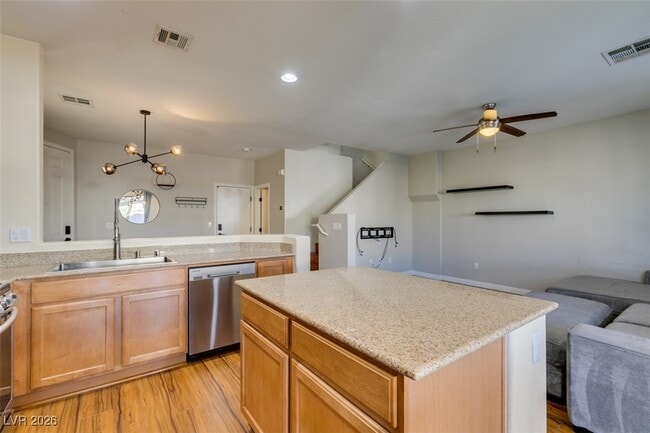 Building Photo - 5410 Coral Ribbon Ave