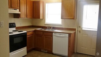 Building Photo - 310 Ivy St