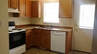 Building Photo - 310 Ivy St
