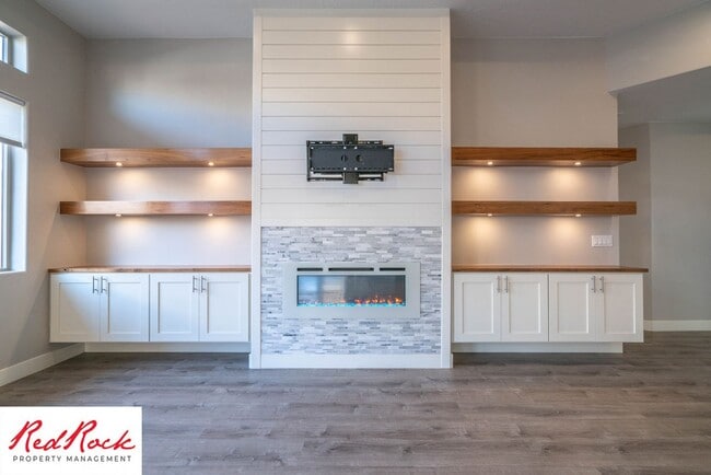 Building Photo - 4 Bedroom Home In The Dunes At Sand Hollow...