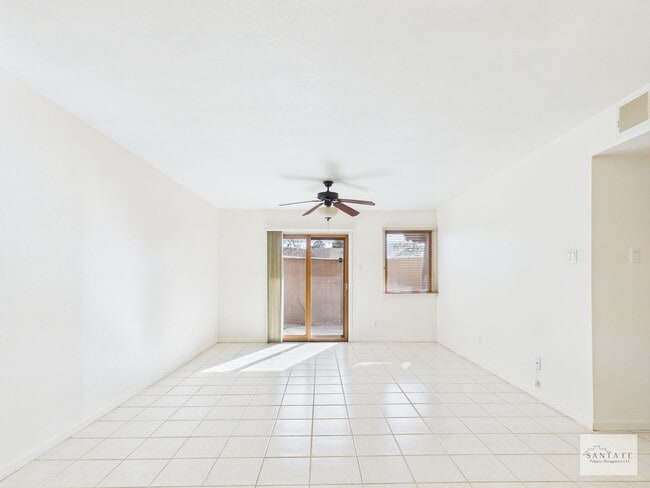 Building Photo - 3 Bedroom Condo at the San Mateo Condos