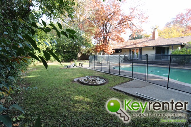 Building Photo - 4741 Foster Way