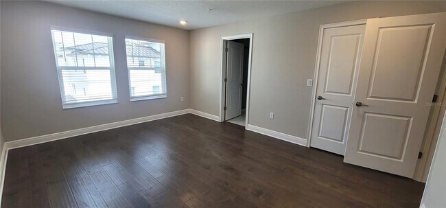 Building Photo - 5351 Bridge St