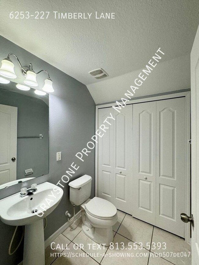 Building Photo - MOVE-IN READY , Beautiful and budget frien...