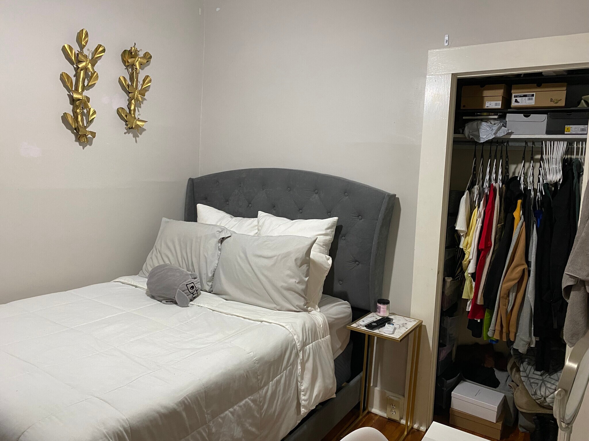 Bedroom 2 - 282 Yates St