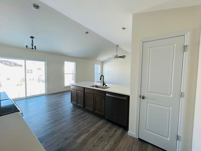 Building Photo - 608 Allegiance Dr